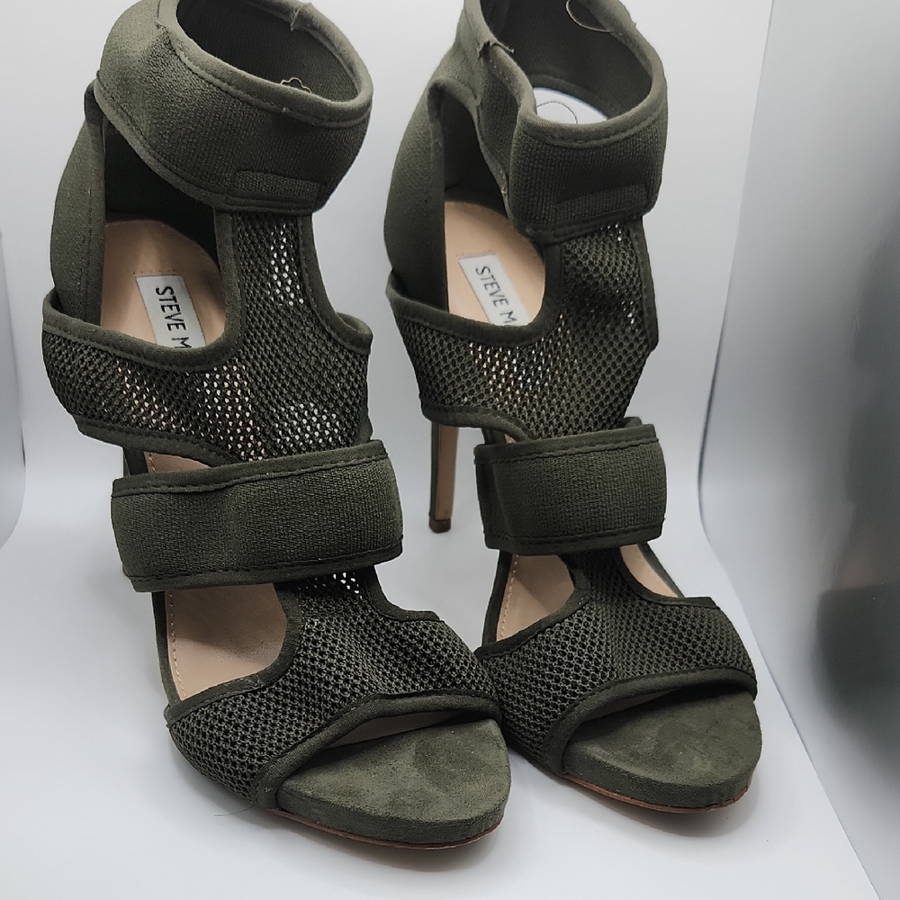 Steve Madden Dark Green Mesh Heels